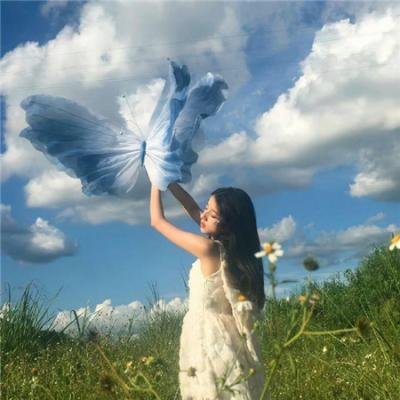 当红主播卷入潜规则风波，导演当场摔剧本，连日来持续发酵